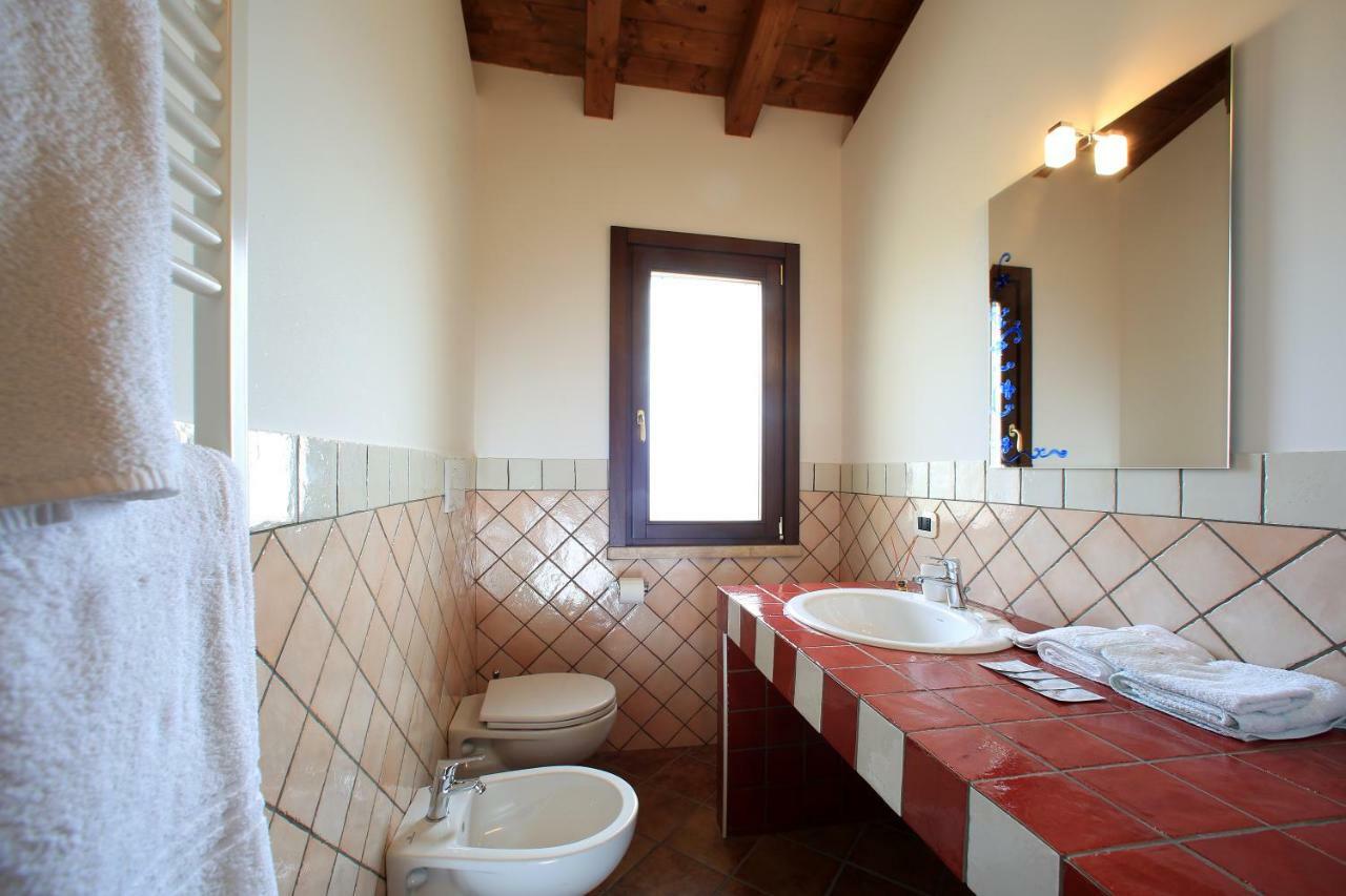 Maison d'hôtes Casale Madeccia à Sonnino Extérieur photo